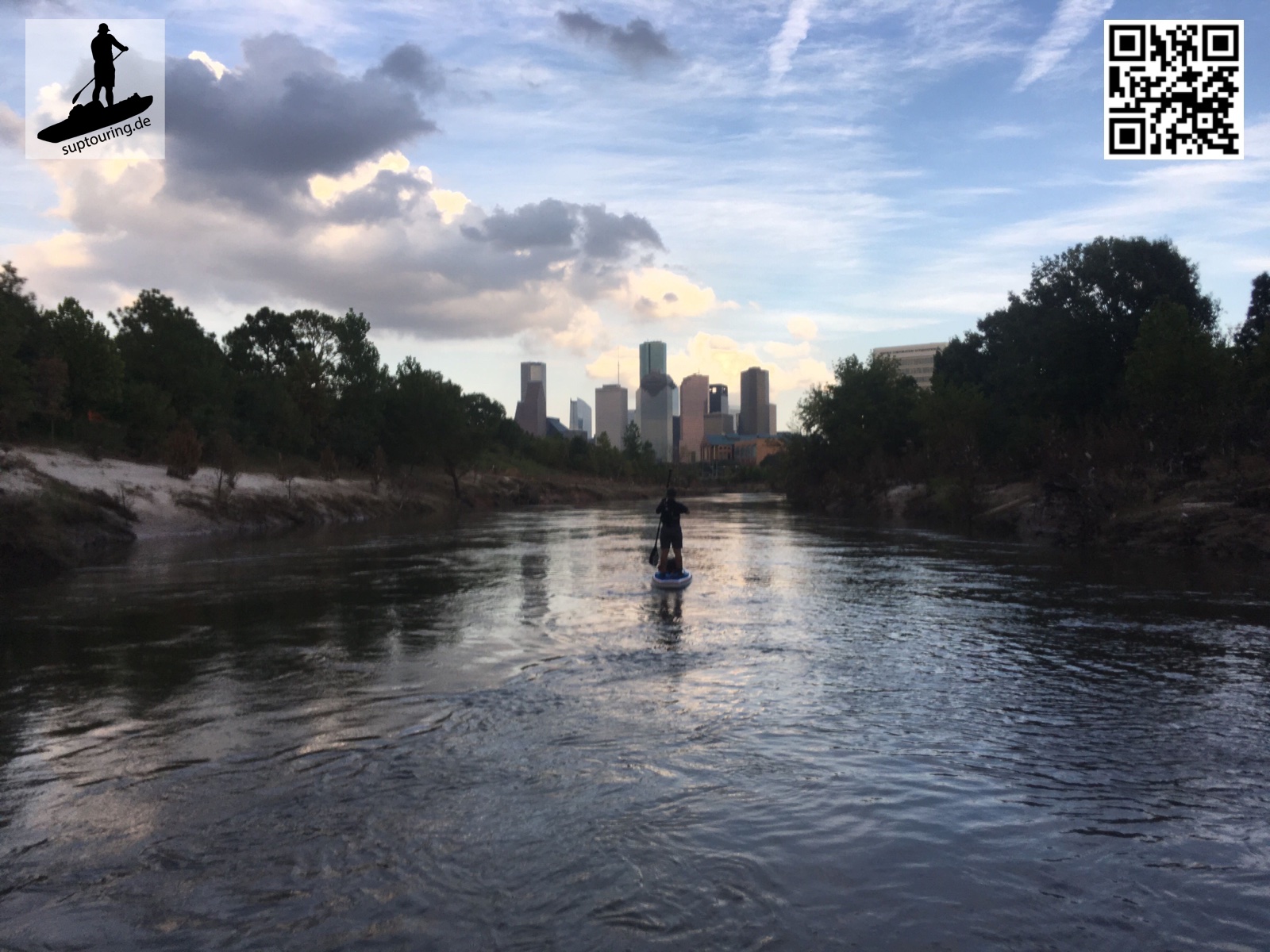 Die Skyline von Houston vom Buffalo Bayou aus - wunderschön!